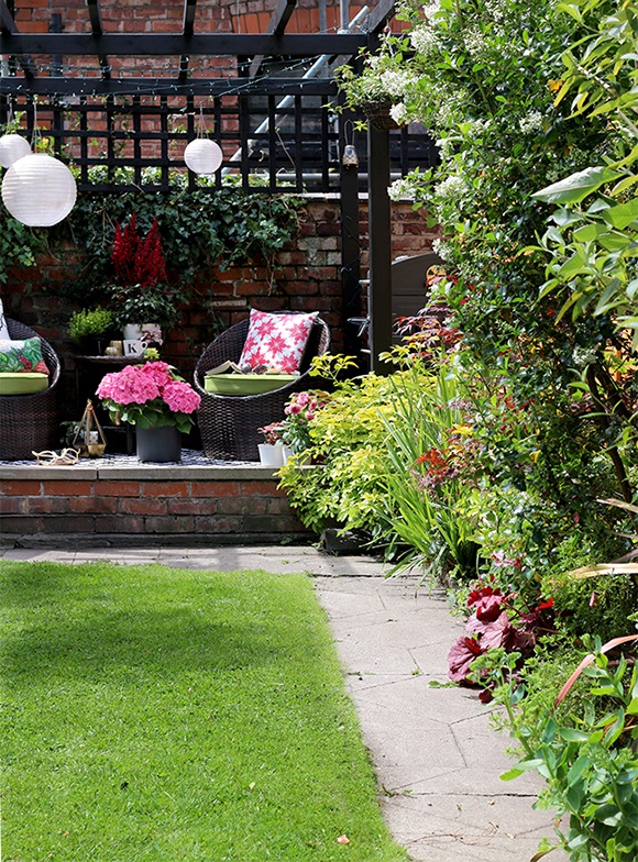 clear-and-tidy-garden-tips
