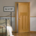 osmo-door-oil-satin-3060-on-interior-oak-door-final-featured