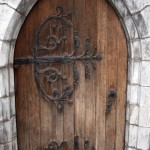 Ancient_door_by_mishupower