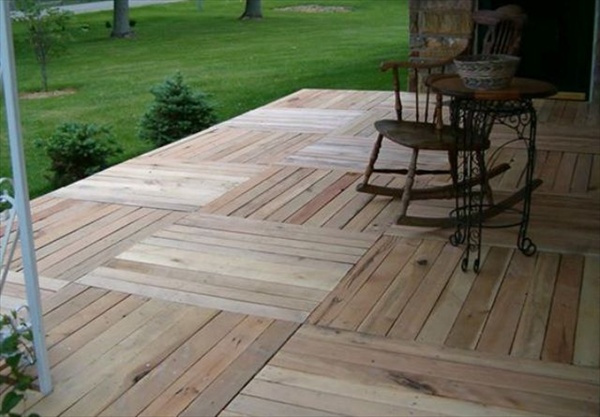 Pallet Decking Ideas, How To Build A Patio Out Of Wood Pallets