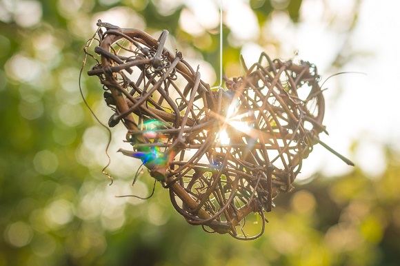 heart-shape-made-from-twigs