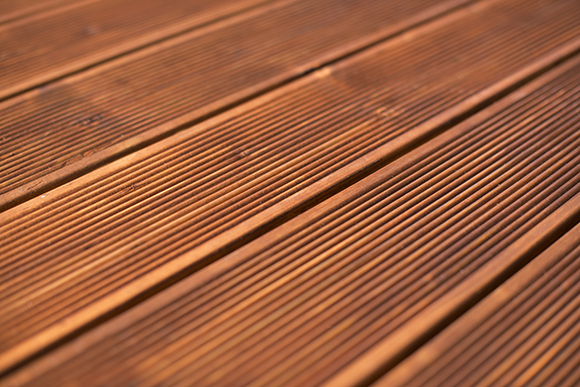 garden-decking-maintenance