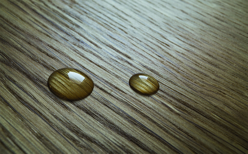 wood-oil-beading