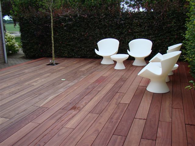 Patio Under Deck