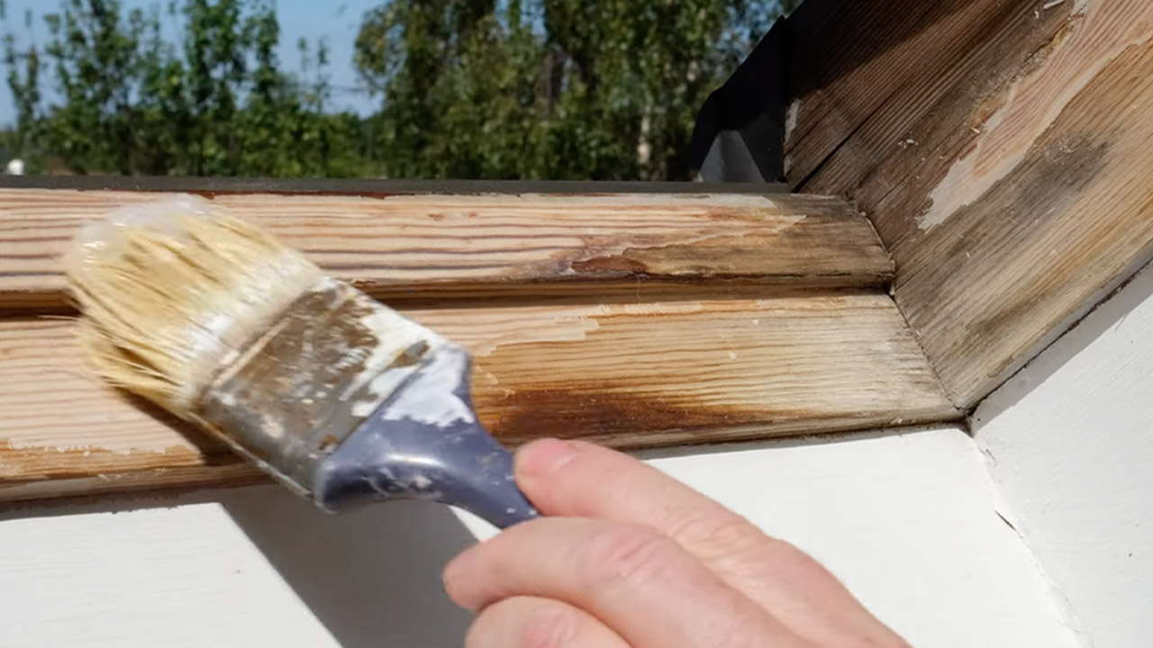 How-to Guide: Reviving a Roof Window Frame